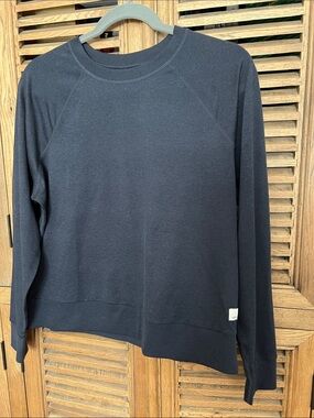 Vuori Women's Halo Modern Crew Sweatshirt Navy Heather Size S VW241